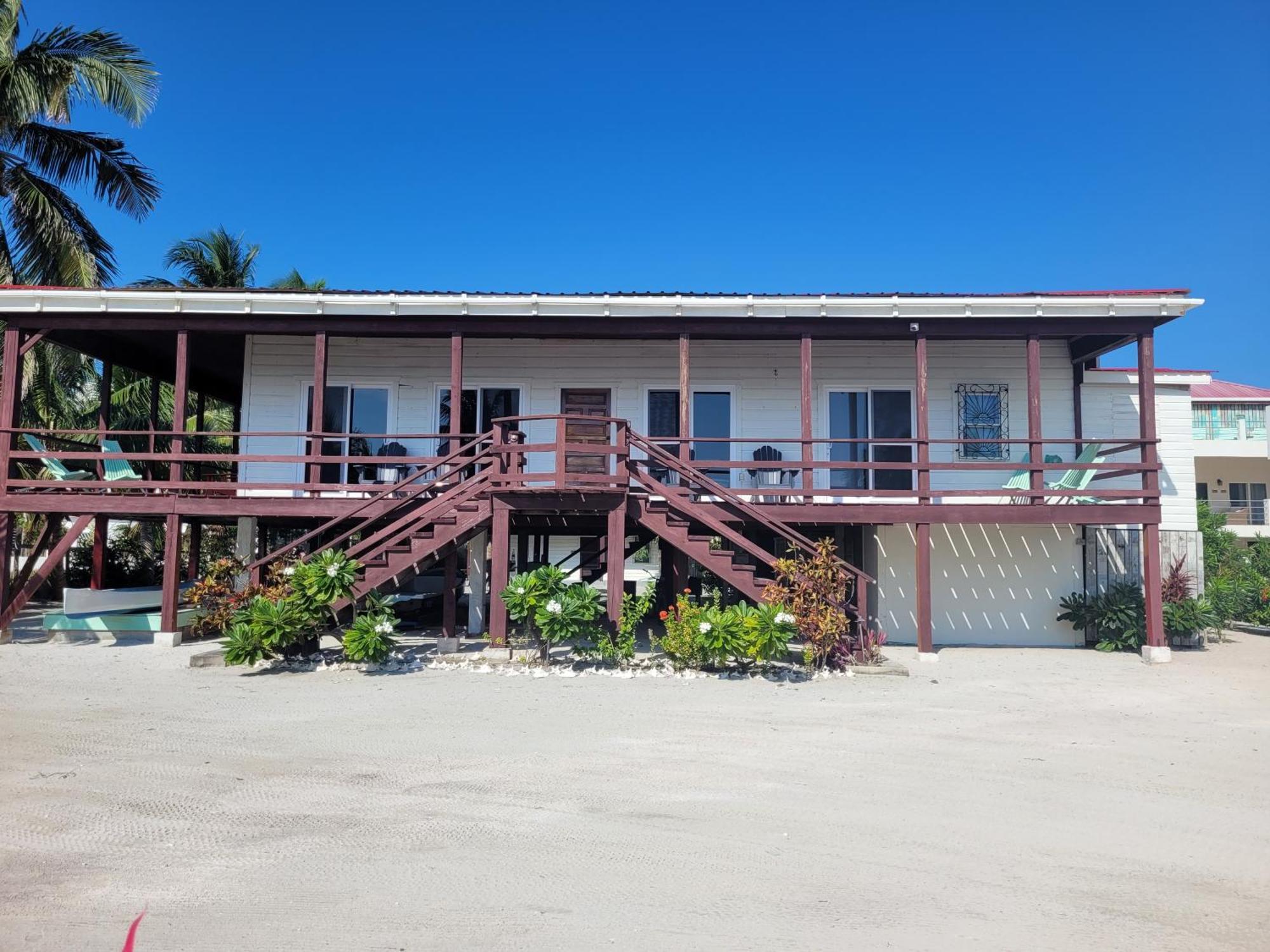 Ashton Court Belize 호텔 벨리즈 시티 외부 사진