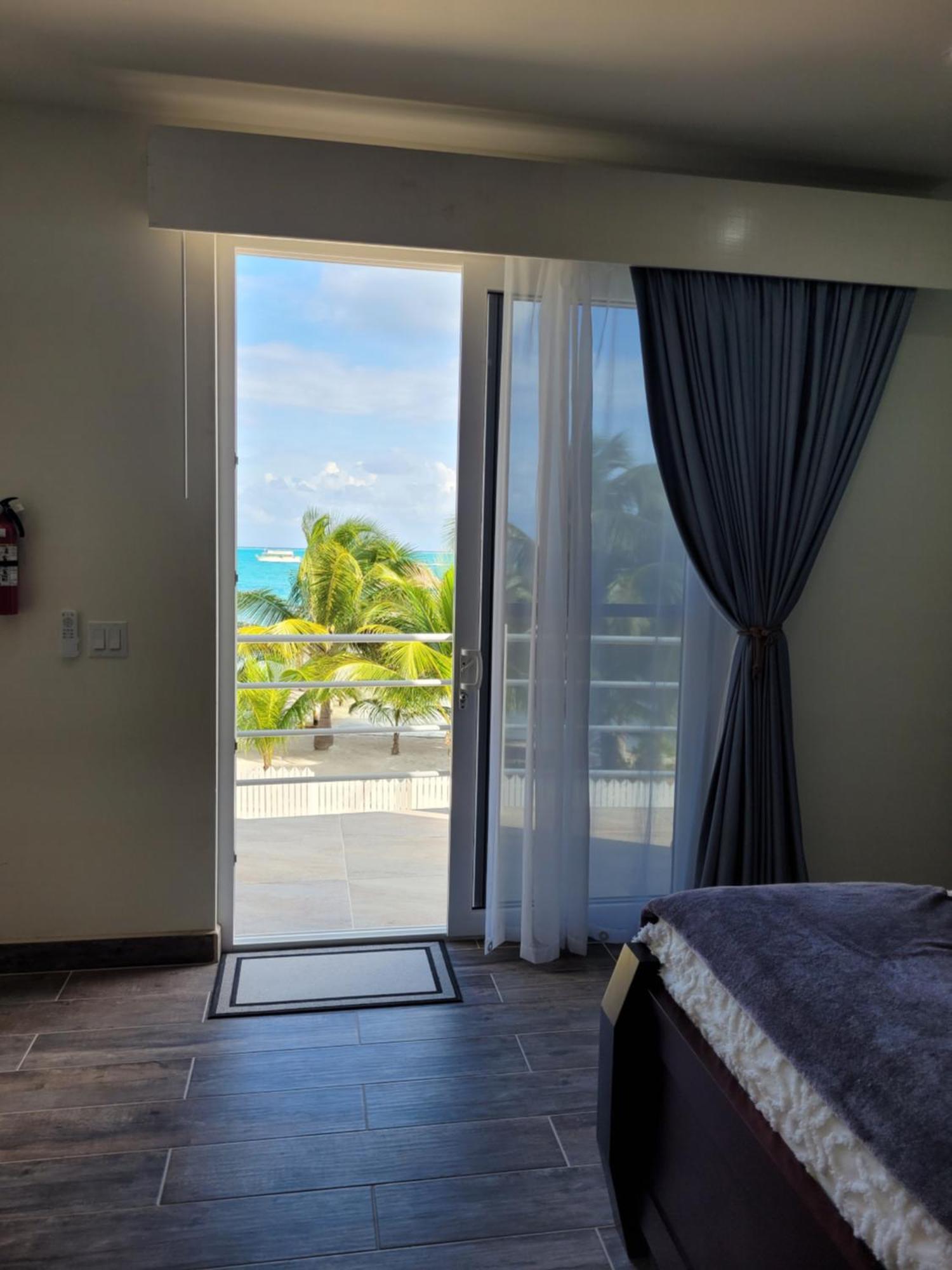 Ashton Court Belize 호텔 벨리즈 시티 외부 사진