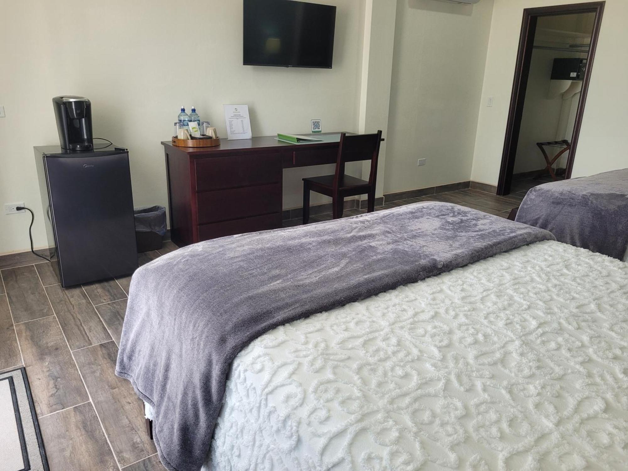 Ashton Court Belize 호텔 벨리즈 시티 외부 사진